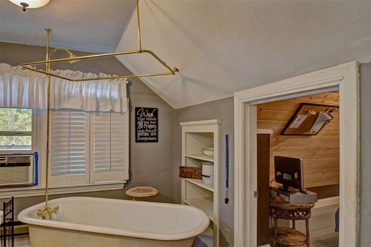 1003 North Bowdish Road Spokane Valley, WA 99206 - Photo 8 of 20 Gallery Image 8