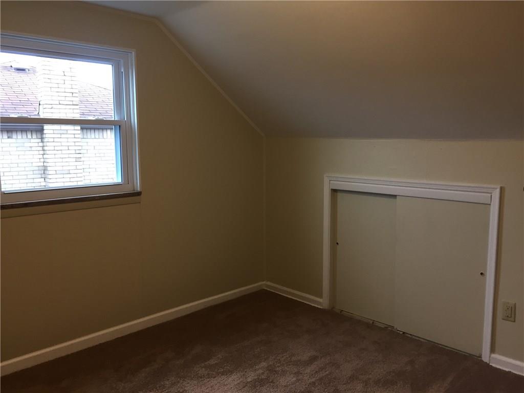 277 Orchard Spring Road Pittsburgh, PA 15220 - Photo 18 of 25 Gallery Image 18