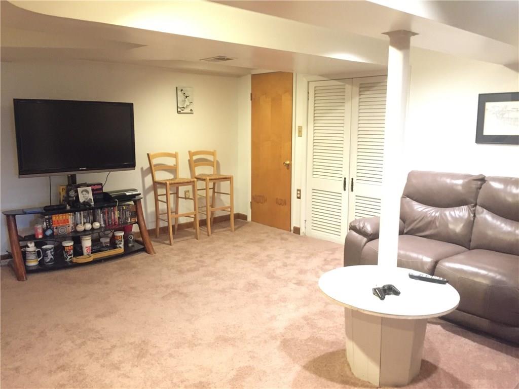 277 Orchard Spring Road Pittsburgh, PA 15220 - Photo 22 of 25 Gallery Image 22