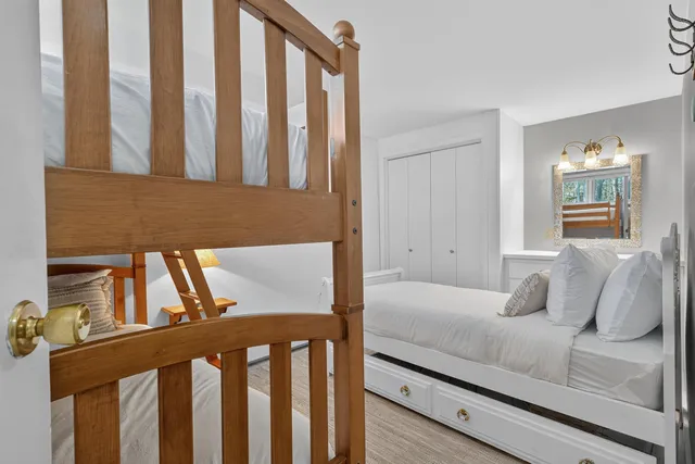 $325,000 | 19 Winhall Condo Road, Unit 5, Winhall, VT 05340