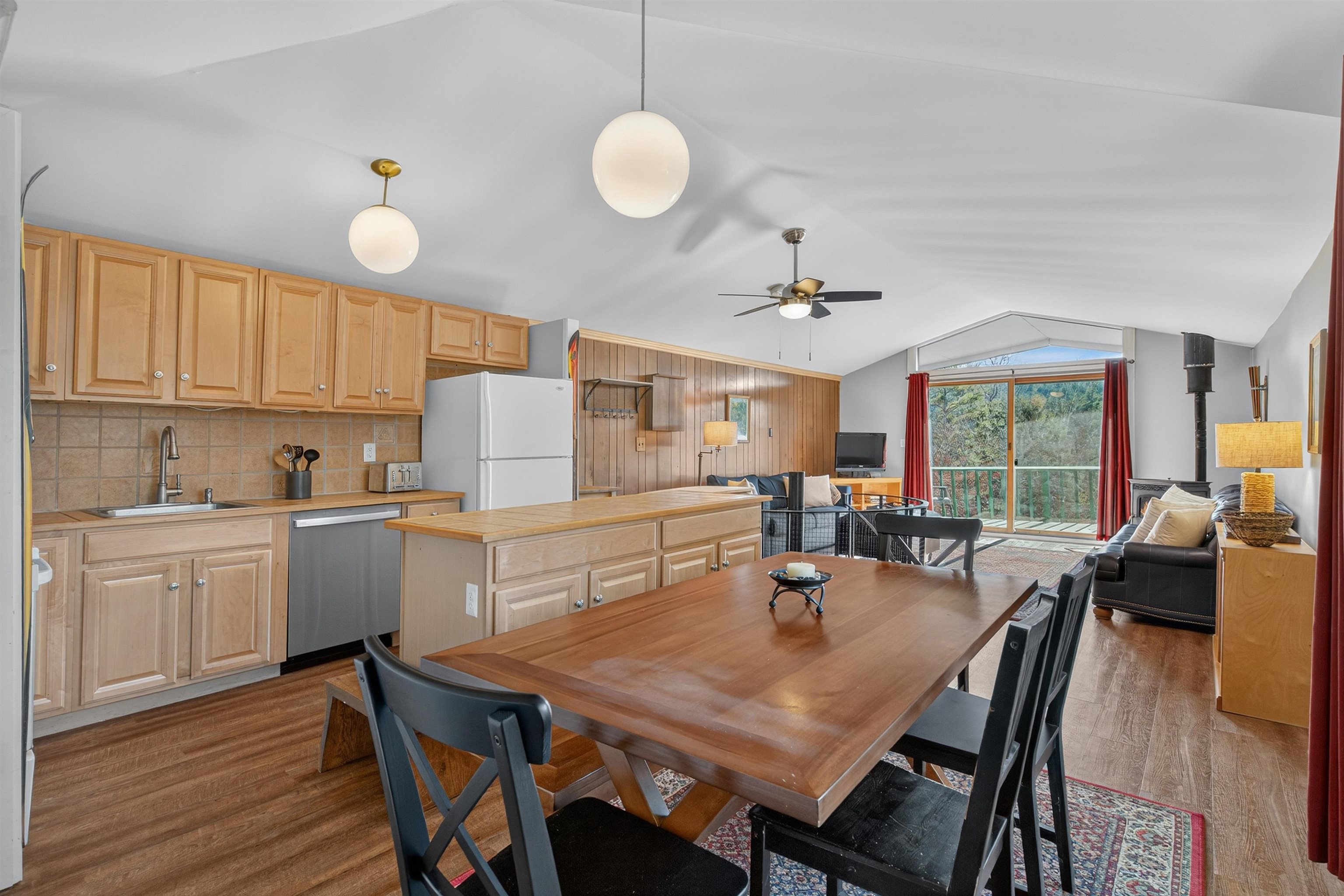 19 Winhall Condo Road, Unit 5 Winhall, VT 05340 - Photo 6 of 29