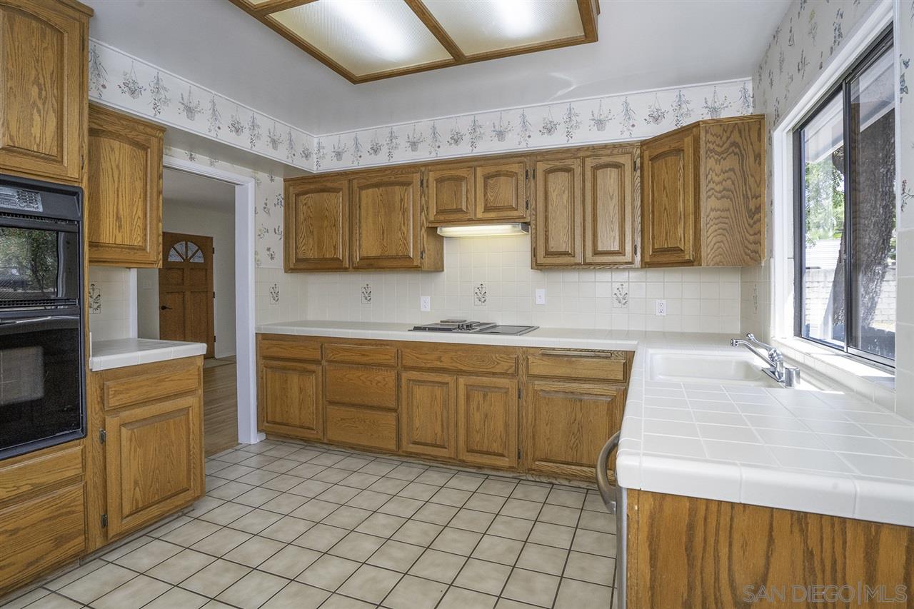 8756 Los Coches Road Lakeside, CA 92040 - Photo 4 of 25 Gallery Image 4