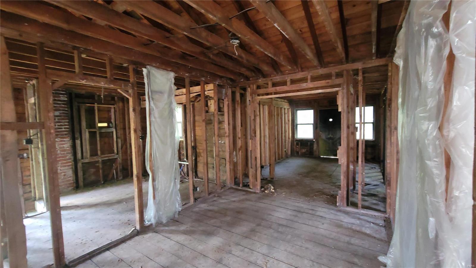2998 Walton Road St. Louis, MO 63114 - Photo 15 of 29 Gallery Image 15