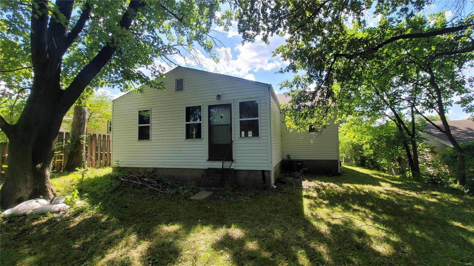 2998 Walton Road St. Louis, MO 63114 - Photo 6 of 29 Gallery Image 6
