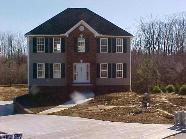 25 Hanes Ridge Lexington, NC 27295 - Photo 1 of 7 Exterior Front.