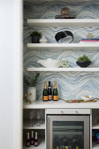 $6,488,000 | 28 Old Course Drive, Newport Beach, CA 92660