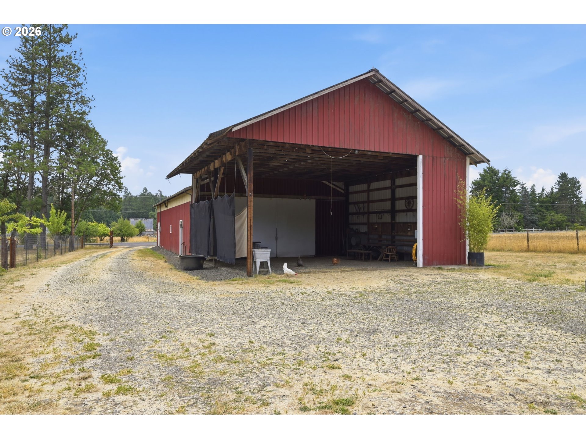 24137 Warthen Road Elmira, OR 97437 - Photo 4 of 46 Gallery Image 4