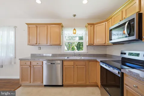 $335,000 | 2617 Maclary Drive, Wilmington, DE 19808