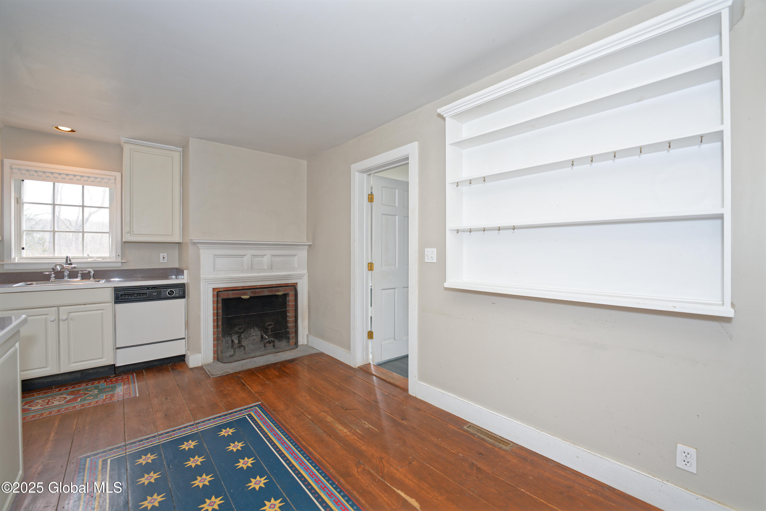 91 Darwin Road Cambridge, NY 12816 - Photo 19 of 58 4 Kitchen 2
