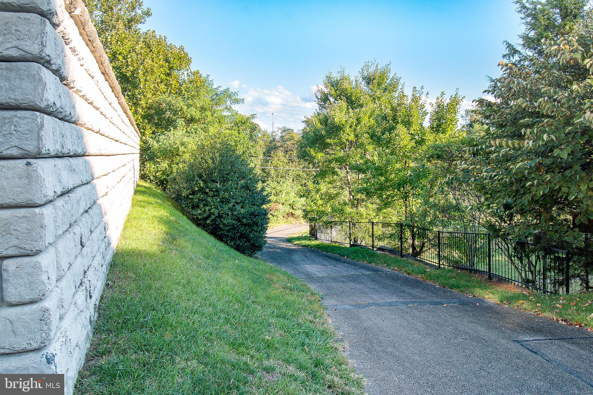 9135 Furey Road Lorton, VA 22079 - Photo 33 of 34