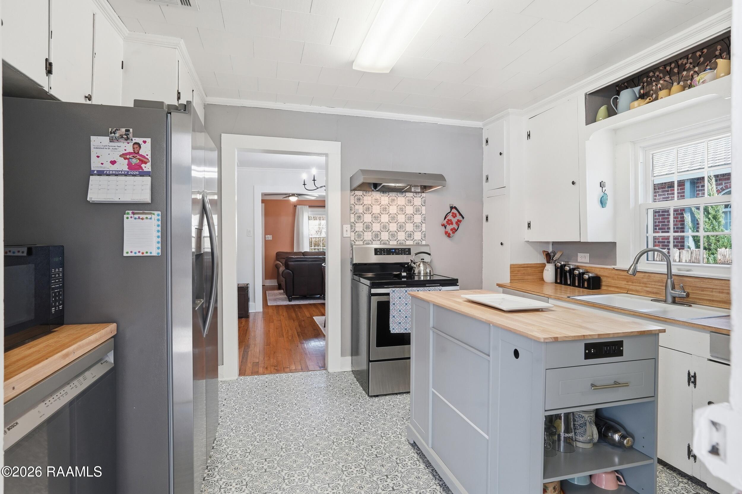 103 Oleander Street Lafayette, LA 70506 - Photo 6 of 15 6_dsc01980