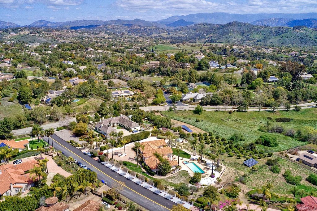 4130 Fallsbrae Road Fallbrook, CA 92028 - Photo 37 of 40