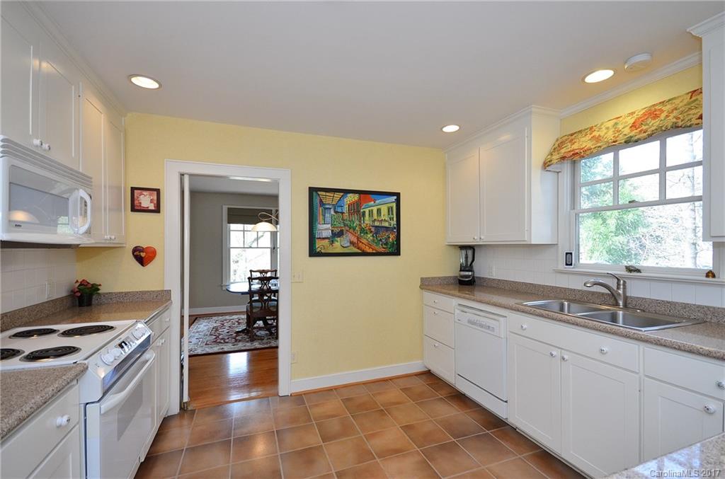 434 Canebrake Road Tryon, NC 28782 - Photo 5 of 16