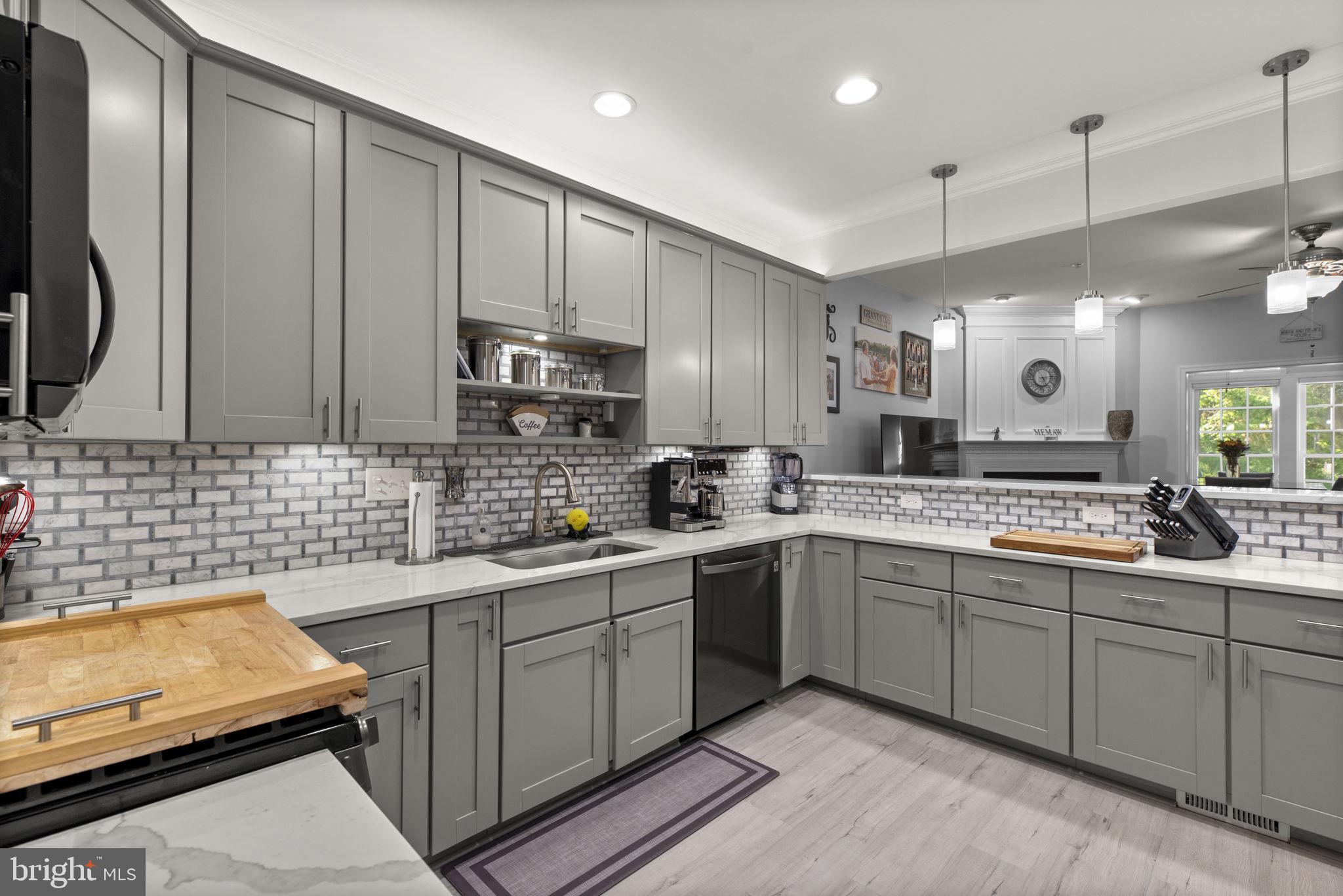 8254 Academy Road, Unit 8 Ellicott City, MD 21043 - Photo 6 of 49