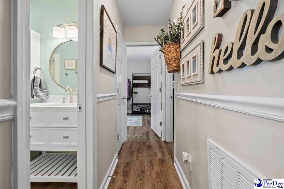1014 State Rd S-21-702 Florence, SC 29501 - Photo 10 of 25 Gallery Image 10