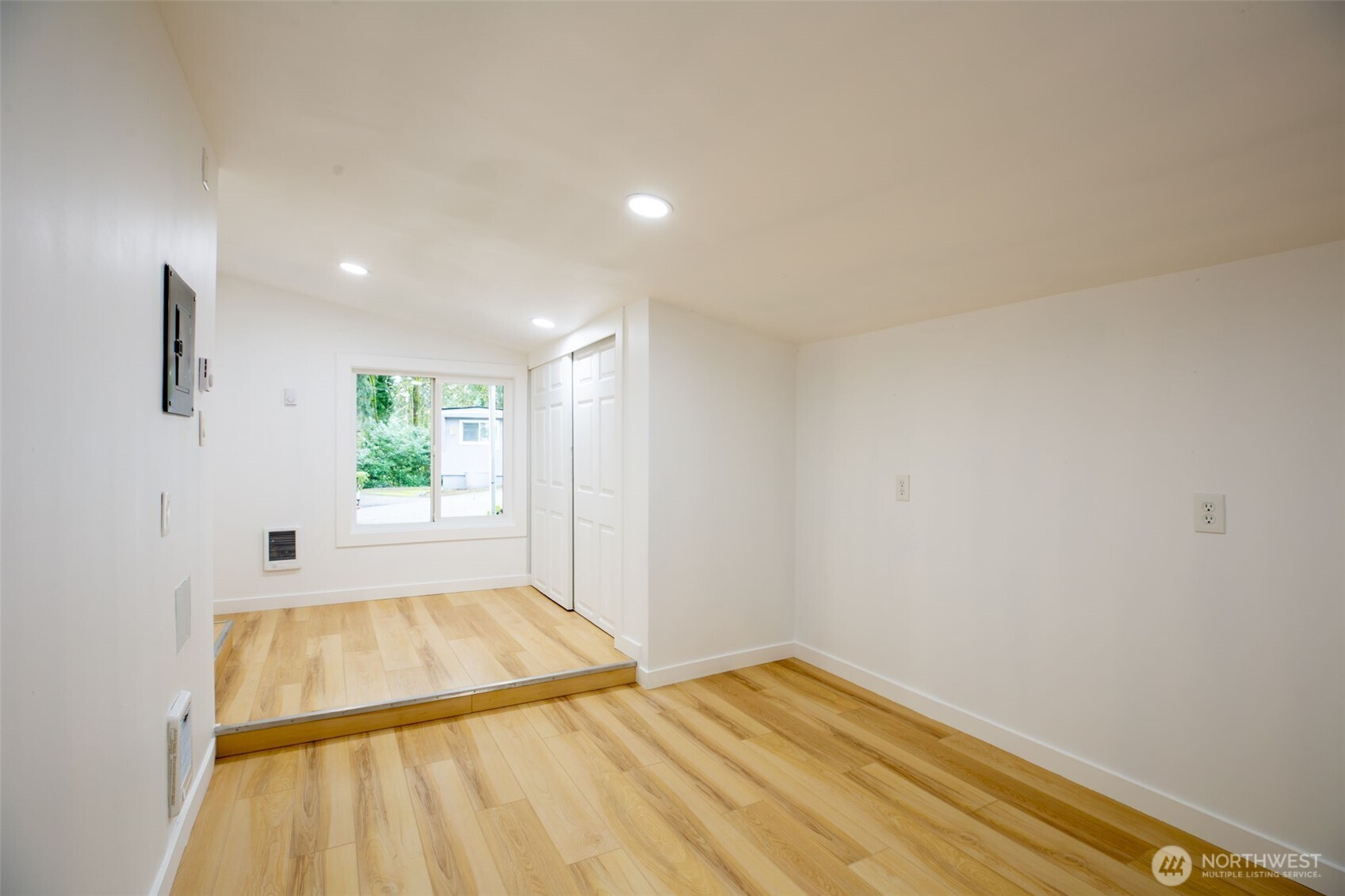 100 228th Street Southeast, Unit 19B Bothell, WA 98021 - Photo 16 of 17 Gallery Image 16