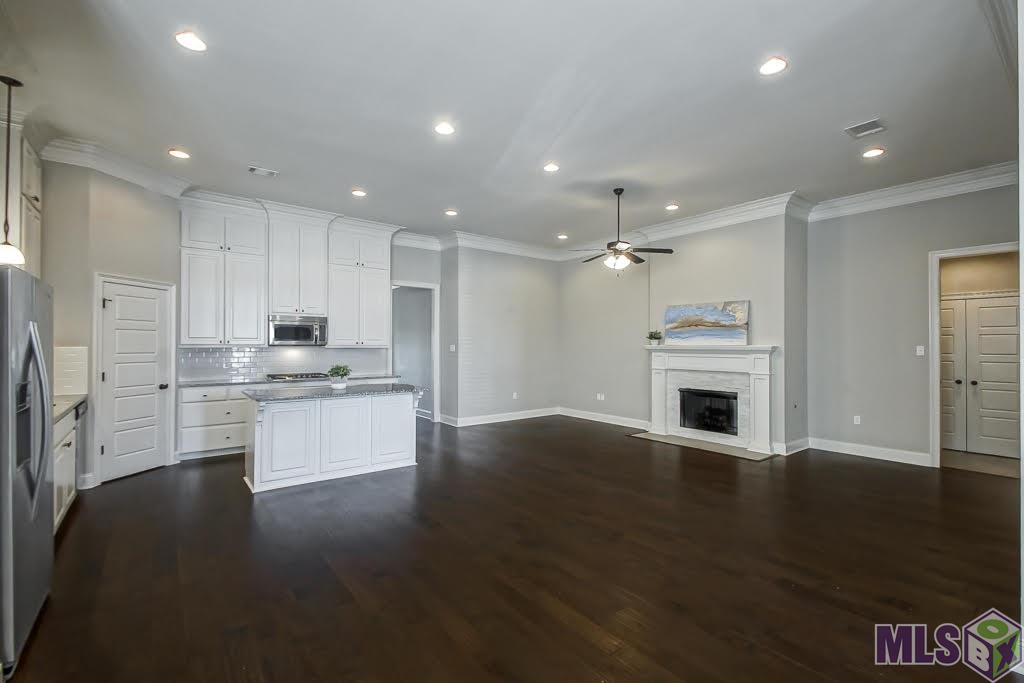 3132 Cresthaven Avenue Baton Rouge, LA 70810 - Photo 4 of 24 Gallery Image 4