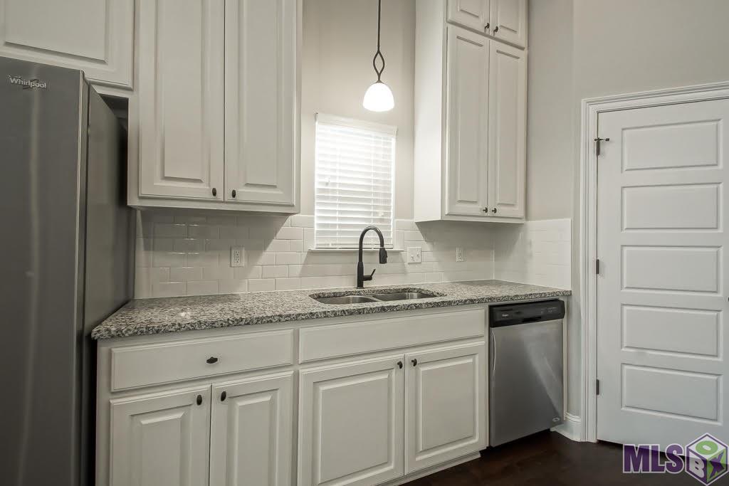 3132 Cresthaven Avenue Baton Rouge, LA 70810 - Photo 7 of 24 Gallery Image 7