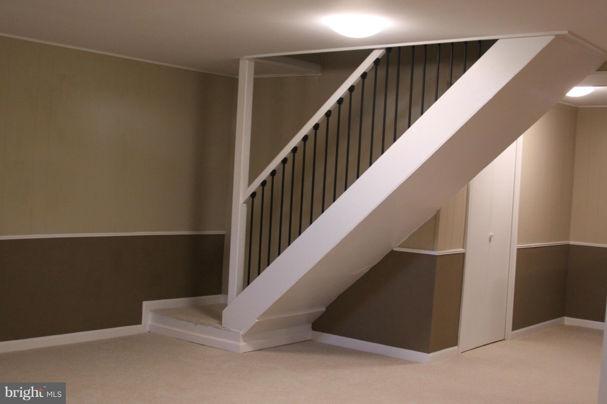 2016 Greengage Road Baltimore, MD 21244 - Photo 18 of 26 a view of entryway
