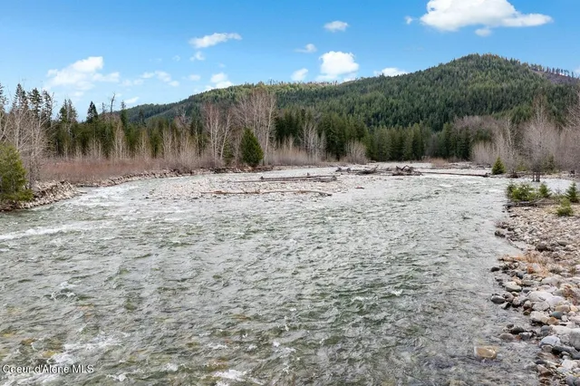 $650,000 | 123 East Mountain View Road, Clark Fork, ID 83811