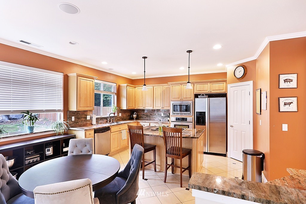 15812 36th Avenue Southeast Bothell, WA 98012 - Photo 7 of 24 Gallery Image 7