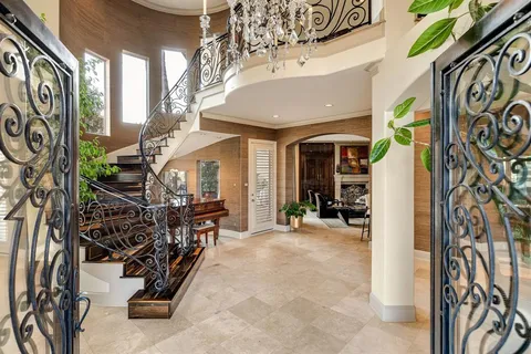 $1,785,000 | 18729 Wainsborough Lane, Dallas, TX 75287
