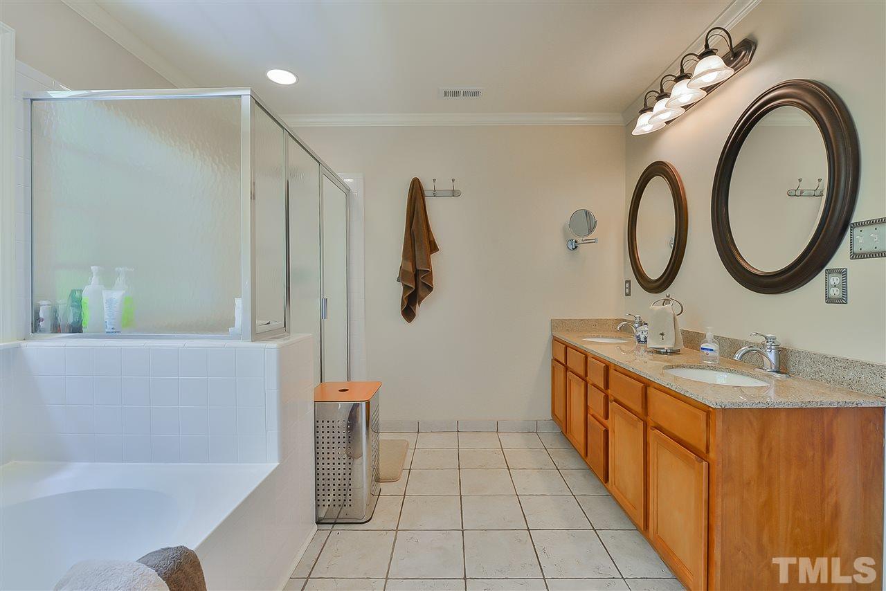 6304 Kent Cove Raleigh, NC 27617 - Photo 10 of 21 Gallery Image 10