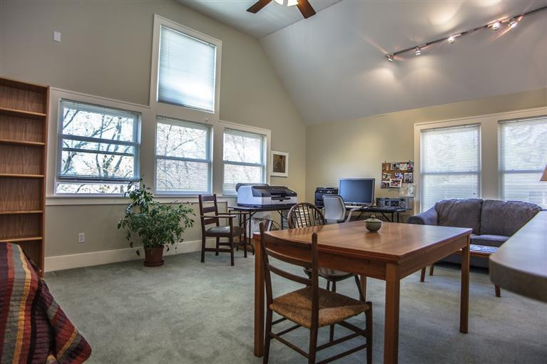 823 Spring Street Ann Arbor, MI 48103 - Photo 34 of 41 Photo 35