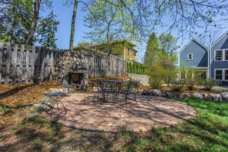 823 Spring Street Ann Arbor, MI 48103 - Photo 37 of 41 Photo 38