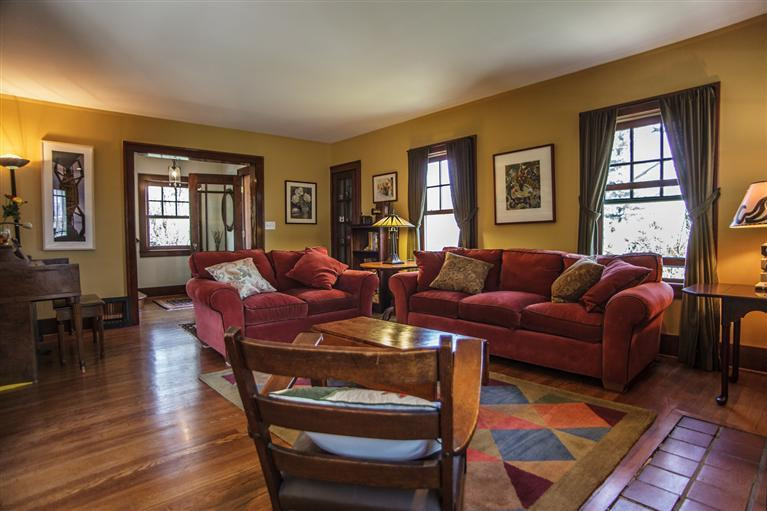 823 Spring Street Ann Arbor, MI 48103 - Photo 8 of 41 Photo 8
