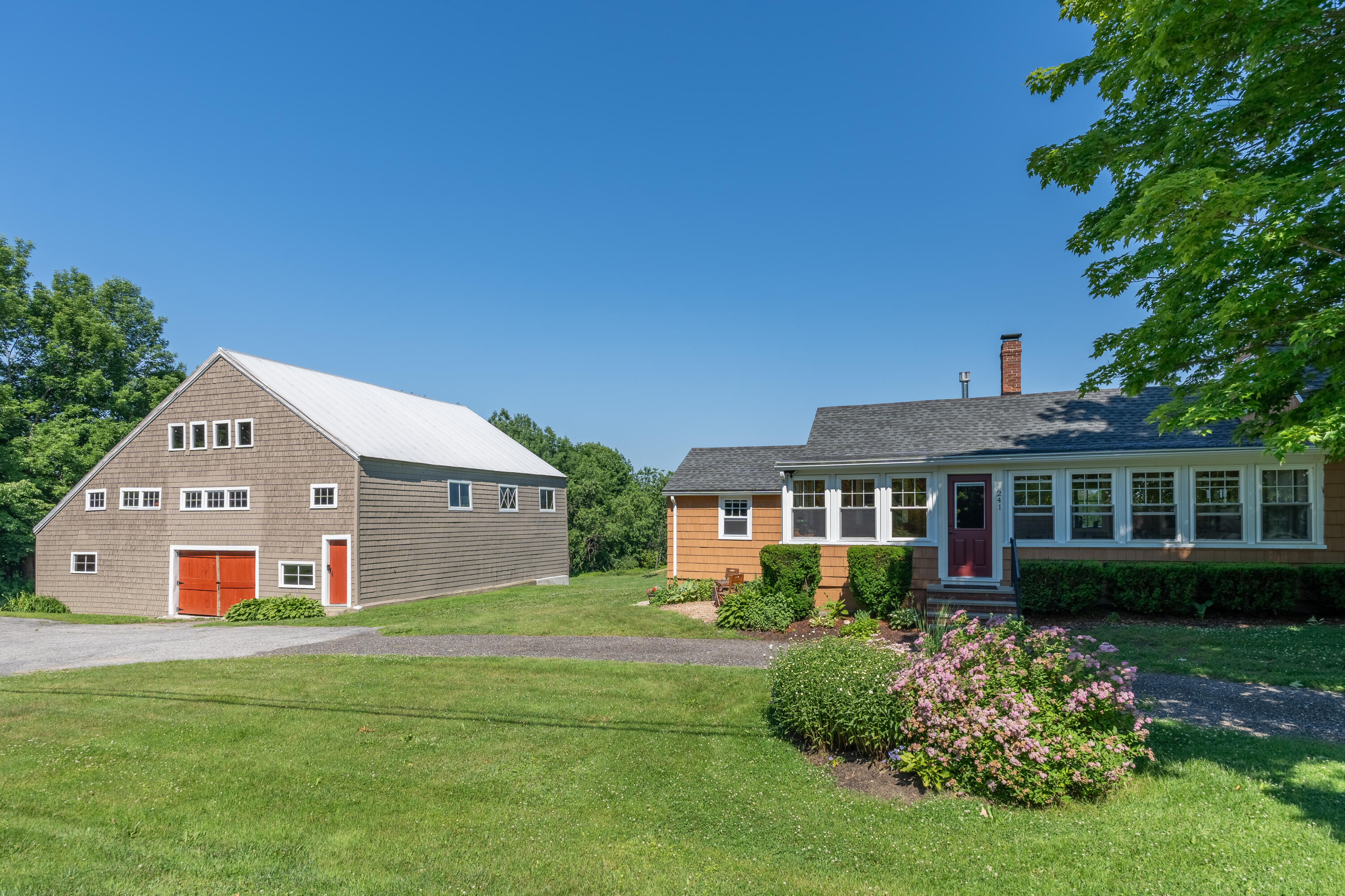 241 Ferry Road Lewiston, ME 04240 - Photo 2 of 88 Well Landscaped