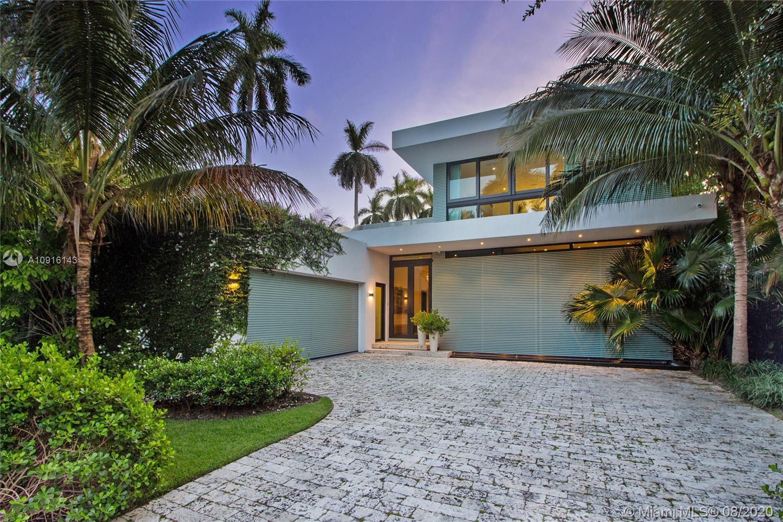 2300 Sunset Drive Miami Beach, FL 33140 - Photo 2 of 52