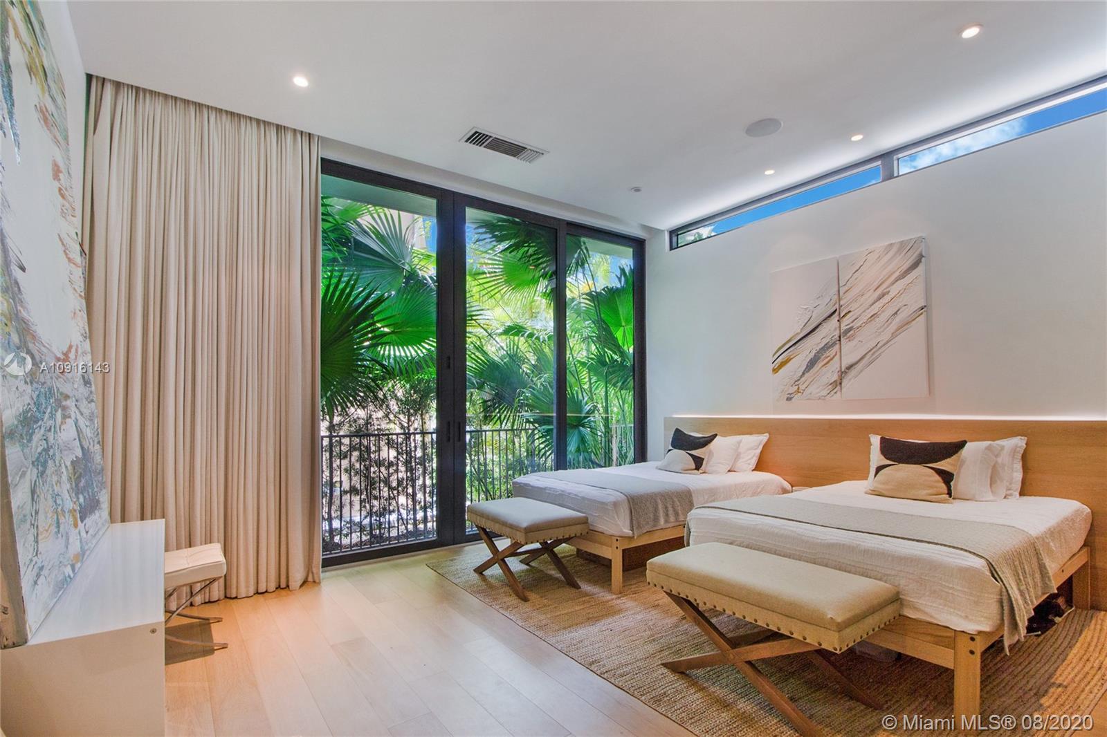 2300 Sunset Drive Miami Beach, FL 33140 - Photo 28 of 52