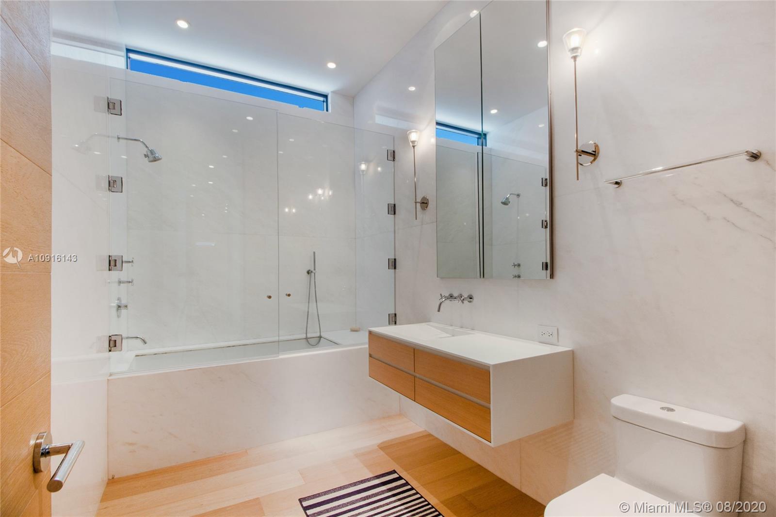 2300 Sunset Drive Miami Beach, FL 33140 - Photo 29 of 52