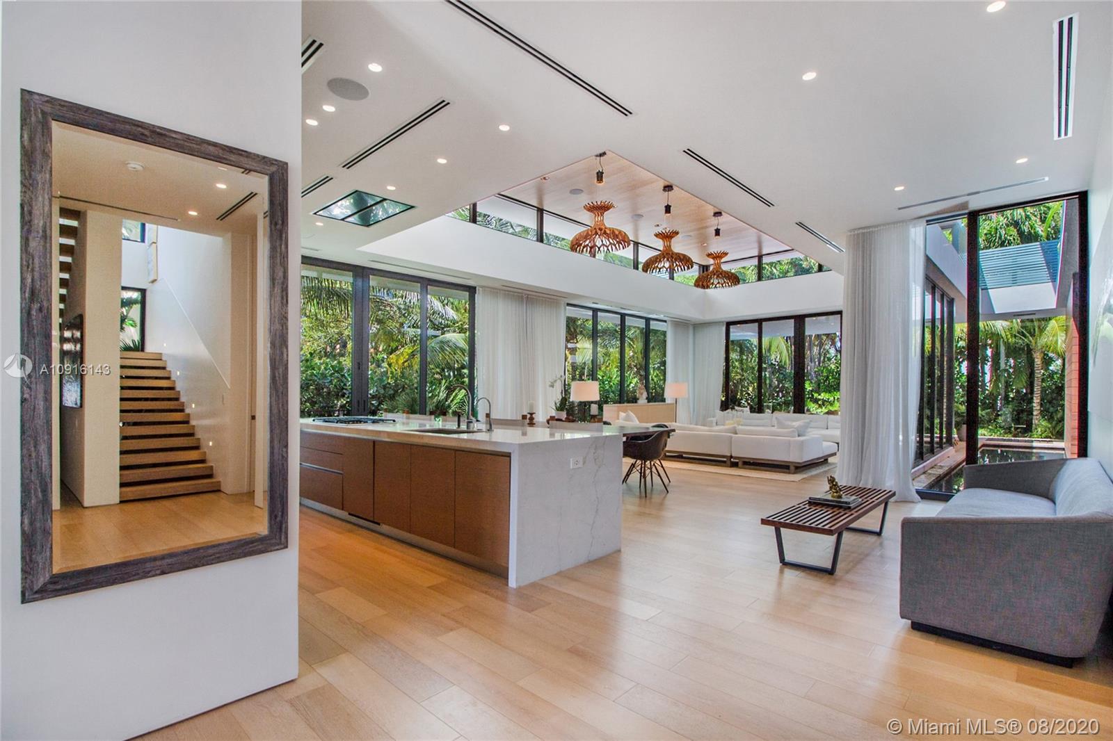 2300 Sunset Drive Miami Beach, FL 33140 - Photo 33 of 52