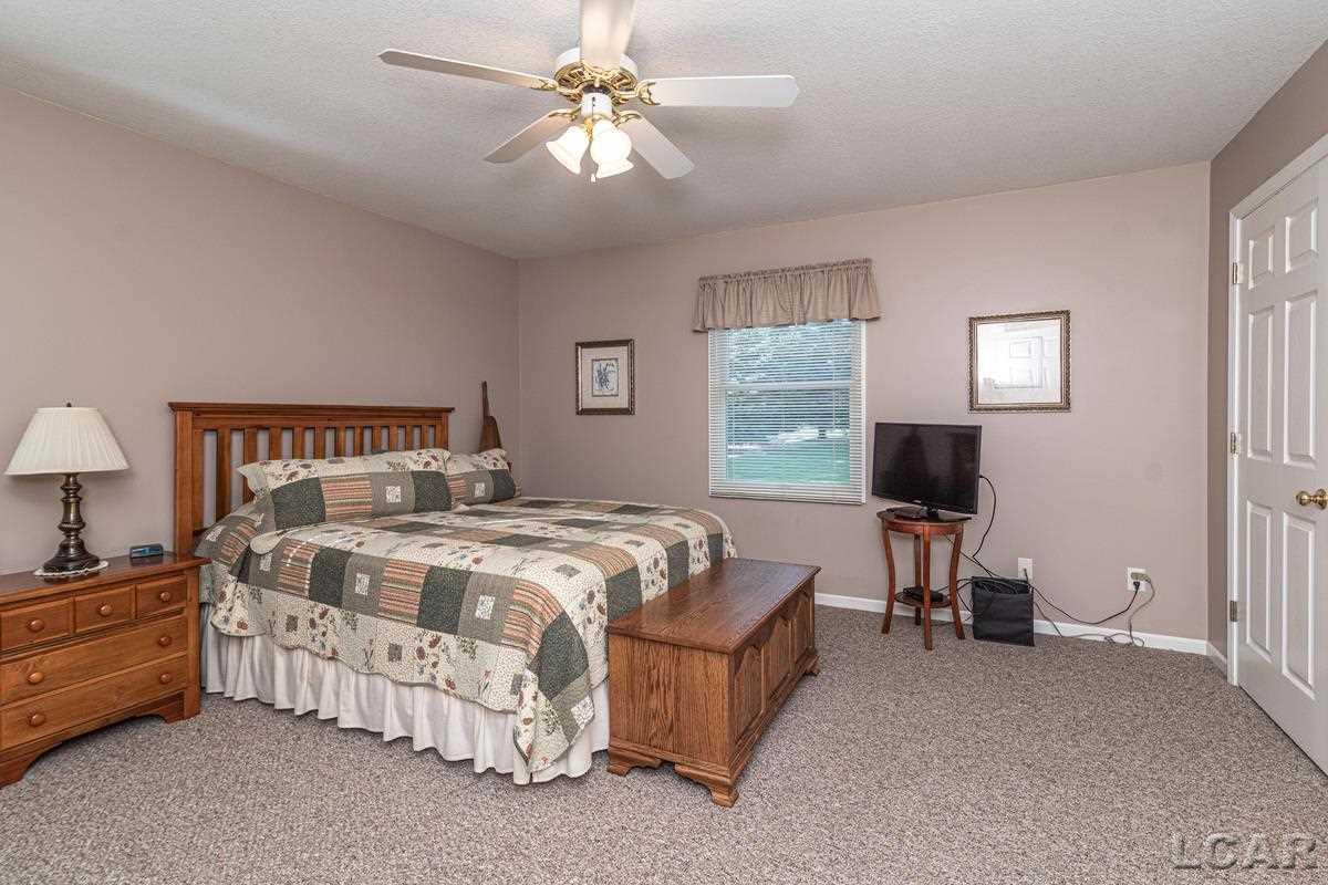 3152 Cobblestone Ridge Tecumseh, MI 49286 - Photo 17 of 52 50059854-16.JPG