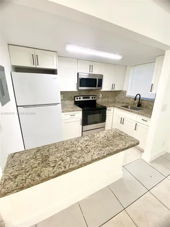 $2,195 | 850 Southwest 74th Terrace, Unit 1, North Lauderdale, FL 33068