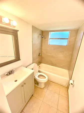 $2,195 | 850 Southwest 74th Terrace, Unit 1, North Lauderdale, FL 33068