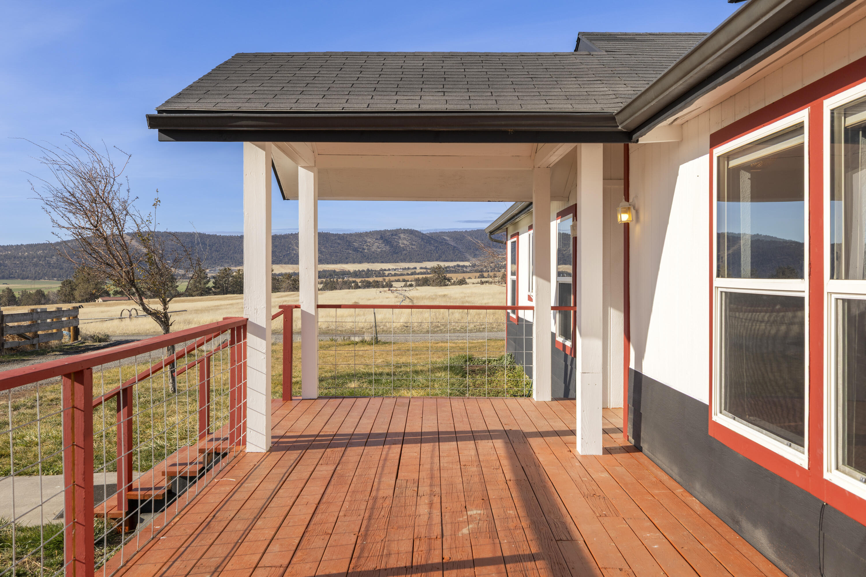 17465 Harpold Road Malin, OR 97632 - Photo 12 of 122 Deck
