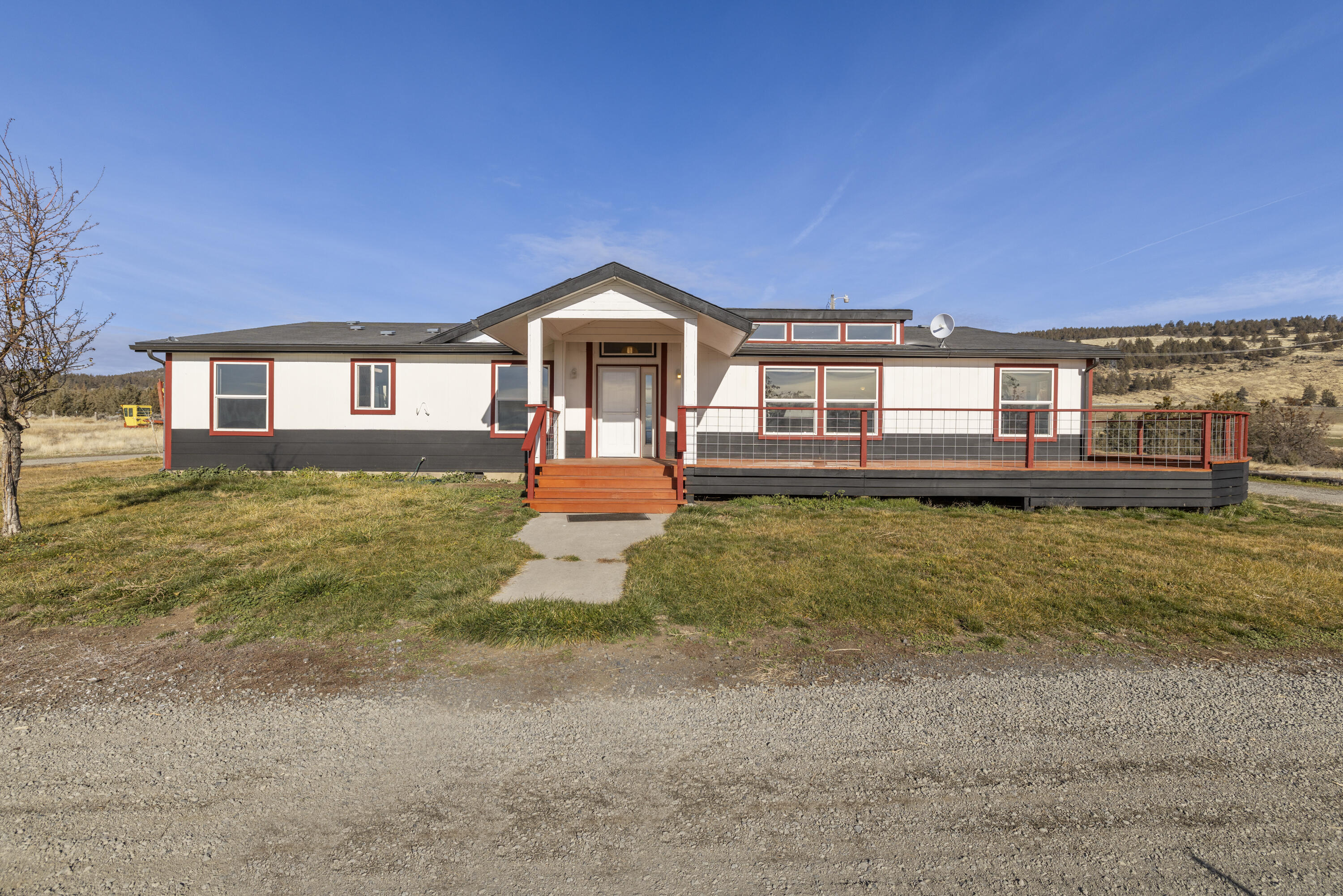 17465 Harpold Road Malin, OR 97632 - Photo 3 of 122 Front of Home