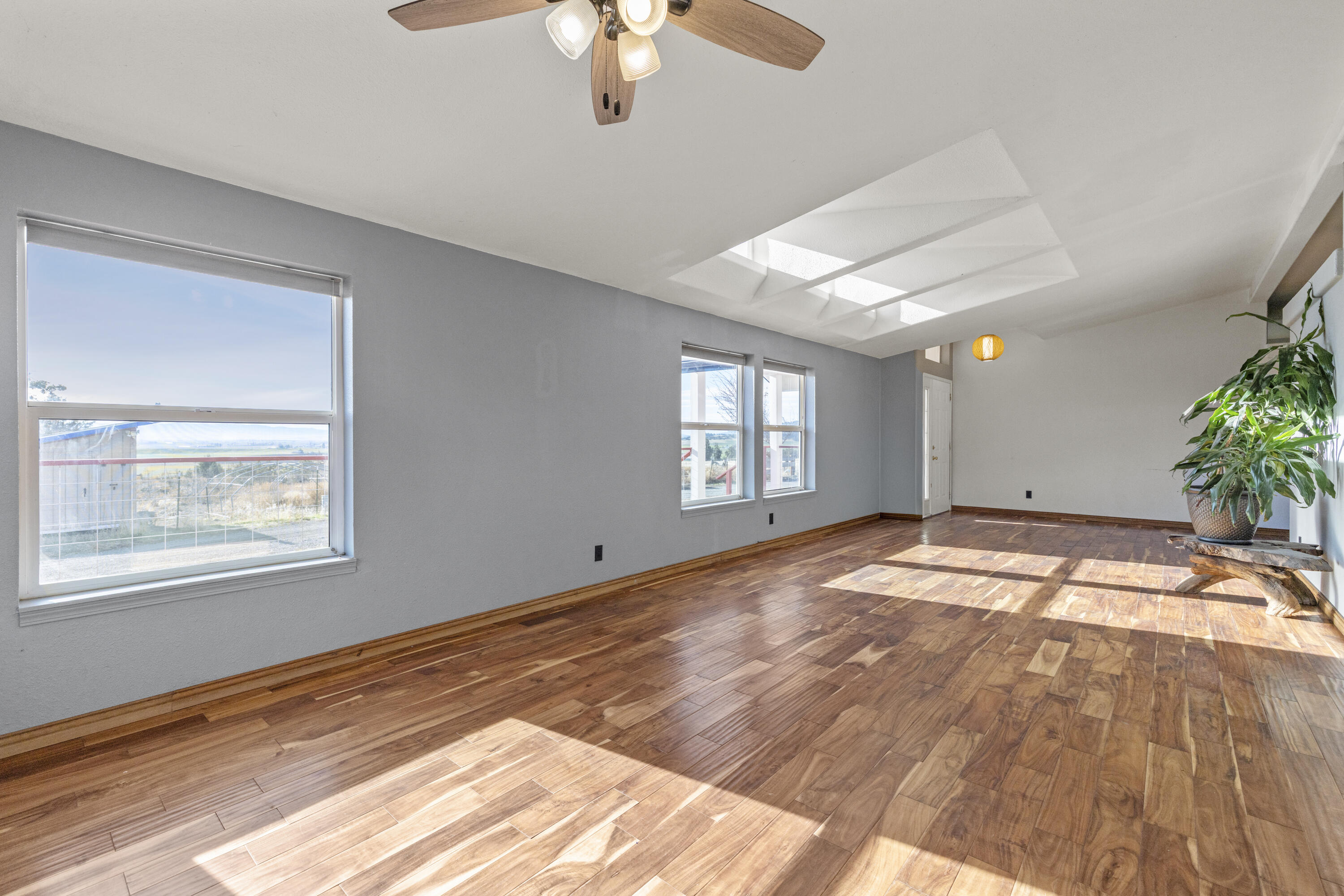 17465 Harpold Road Malin, OR 97632 - Photo 32 of 122 Family/Bonus Room