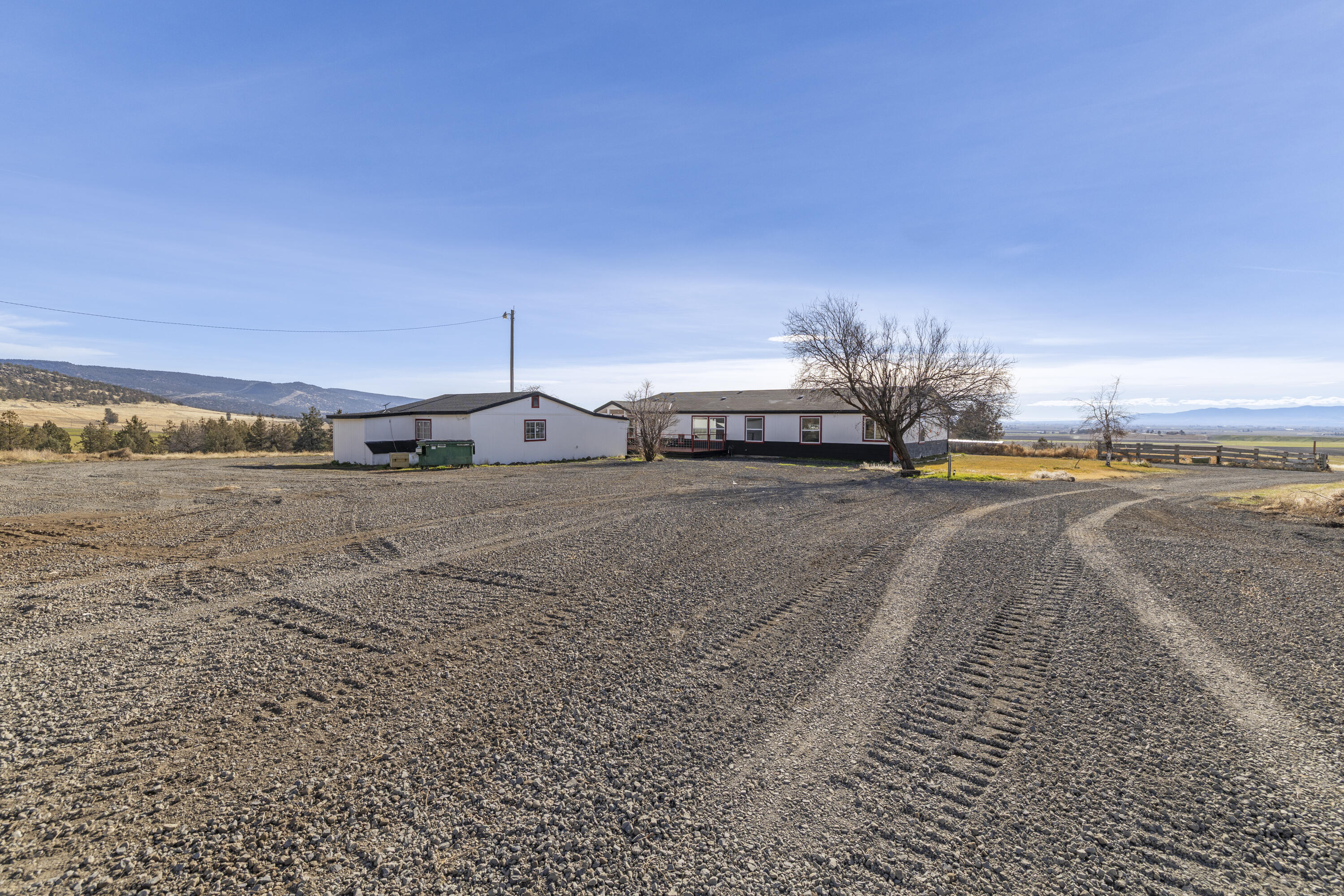 17465 Harpold Road Malin, OR 97632 - Photo 83 of 122 Driveway