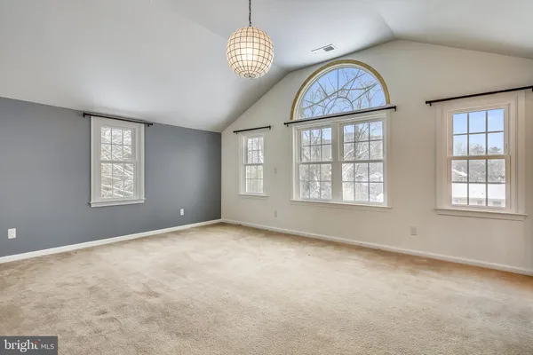 $6,200 | 111 South Oak Street, Falls Church, VA 22046