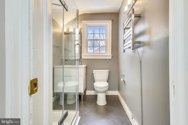 $6,200 | 111 South Oak Street, Falls Church, VA 22046