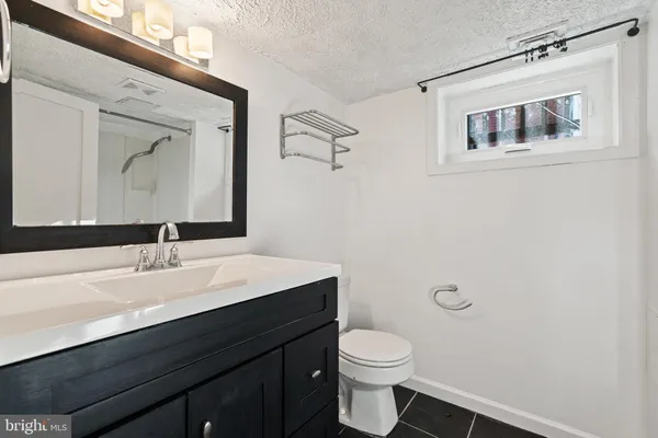 $6,200 | 111 South Oak Street, Falls Church, VA 22046