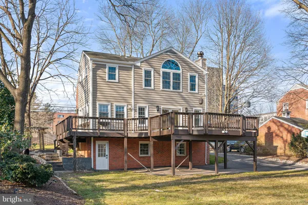 $6,200 | 111 South Oak Street, Falls Church, VA 22046