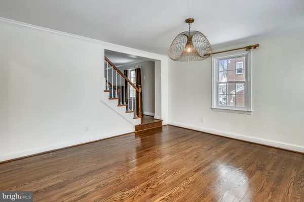 $6,200 | 111 South Oak Street, Falls Church, VA 22046