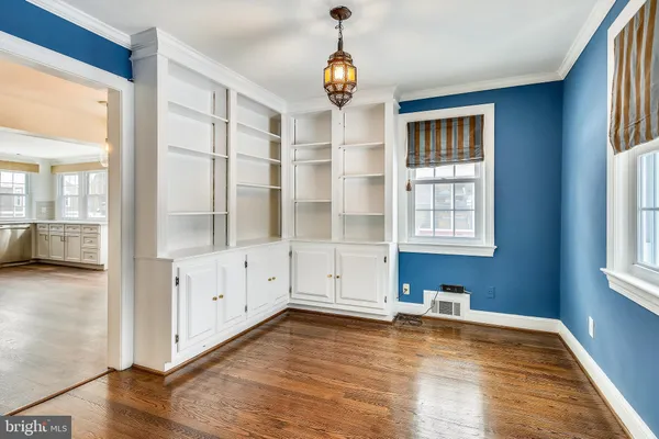 $6,200 | 111 South Oak Street, Falls Church, VA 22046