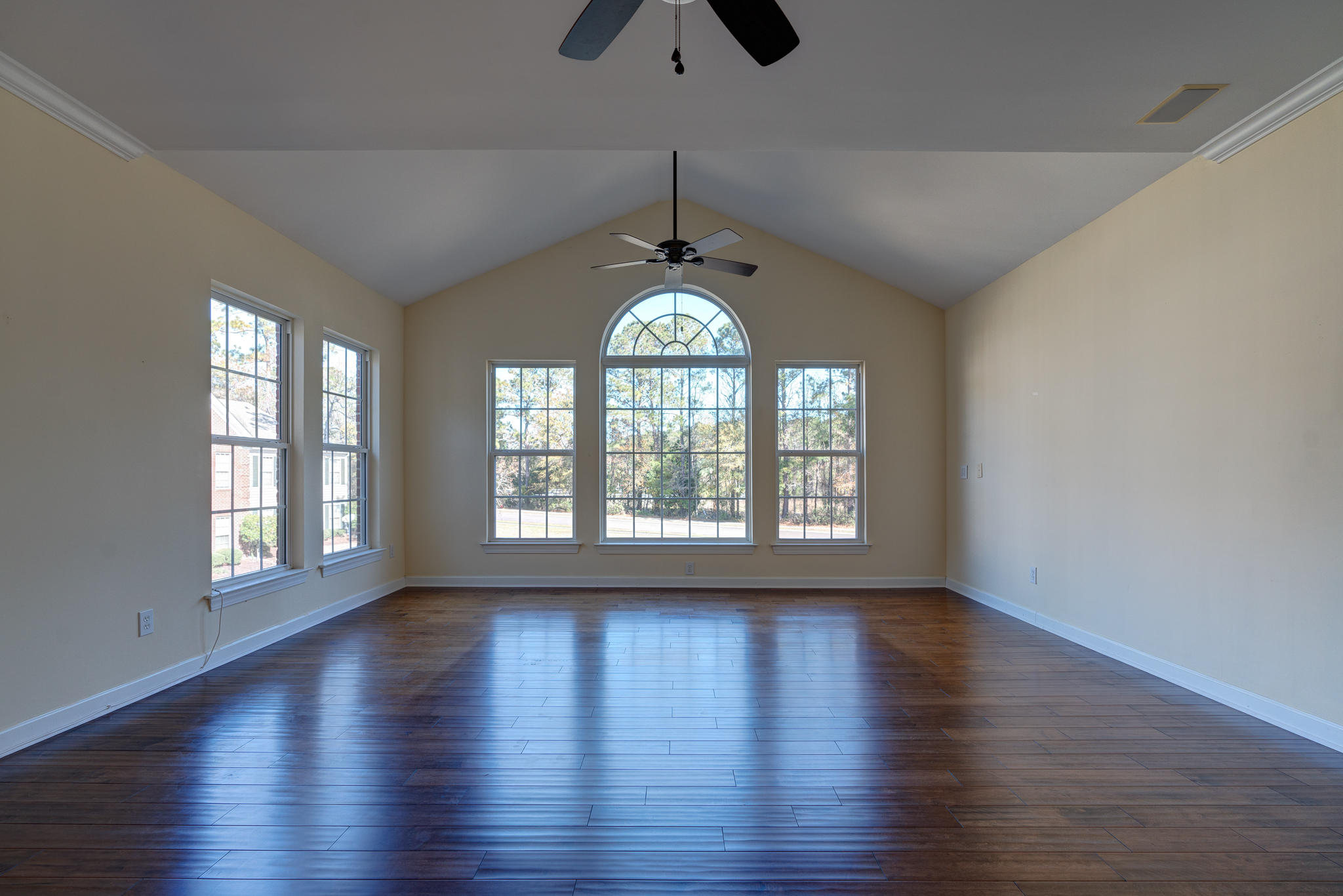 1727 Wyngate Circle Mount Pleasant, SC 29466 - Photo 3 of 23 1727 Wingate Cir (5 of 23)