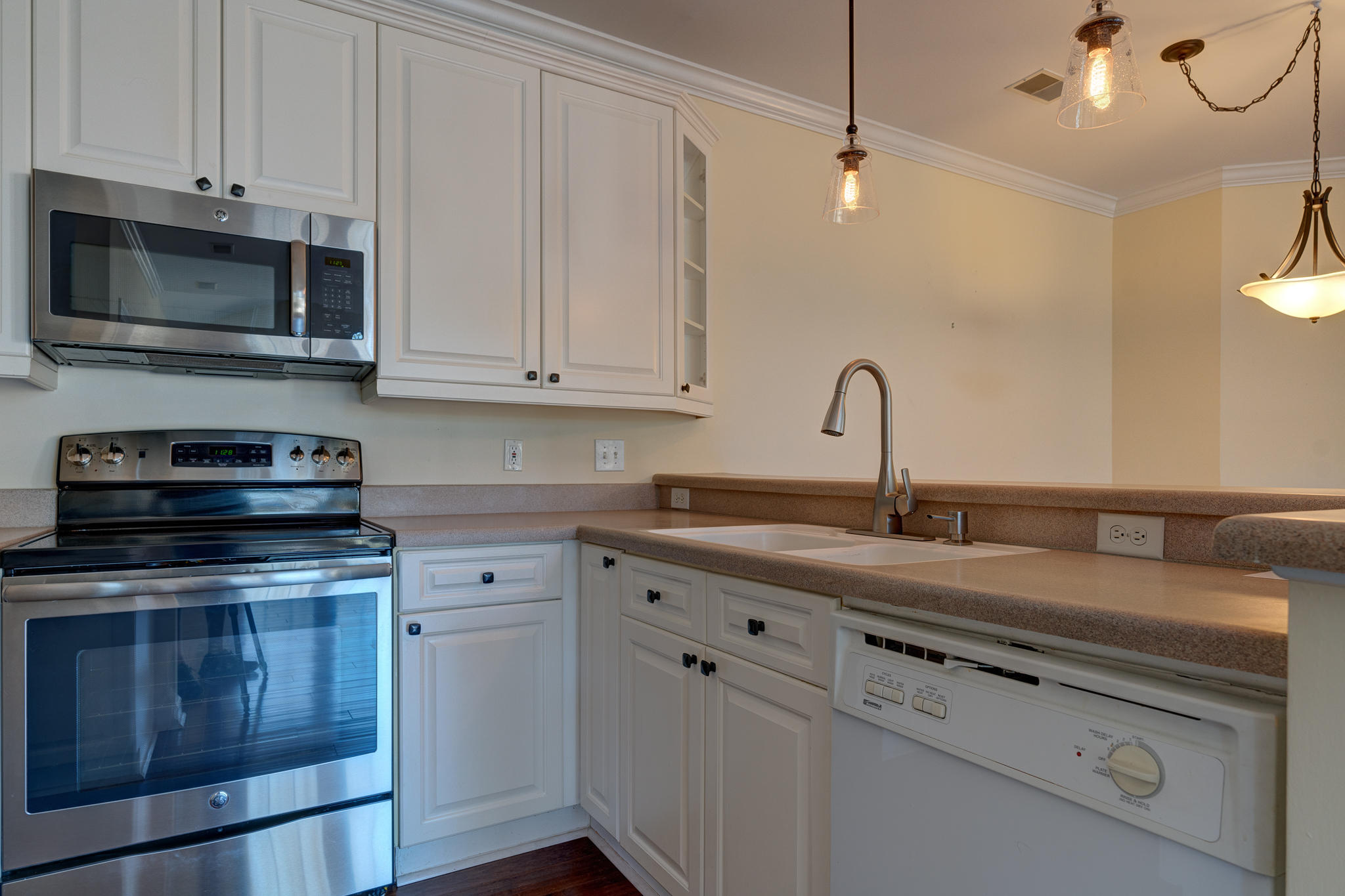 1727 Wyngate Circle Mount Pleasant, SC 29466 - Photo 7 of 23 1727 Wingate Cir (9 of 23)